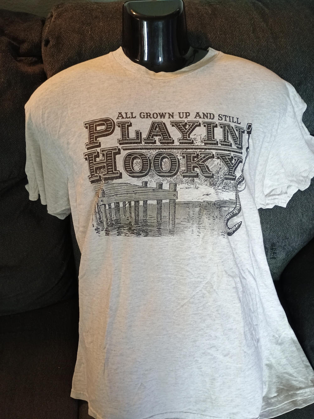 Men’s XL Fishing T-Shirt All Grown Up Still Playin’ Hooky Fish Graphic Gray Tee